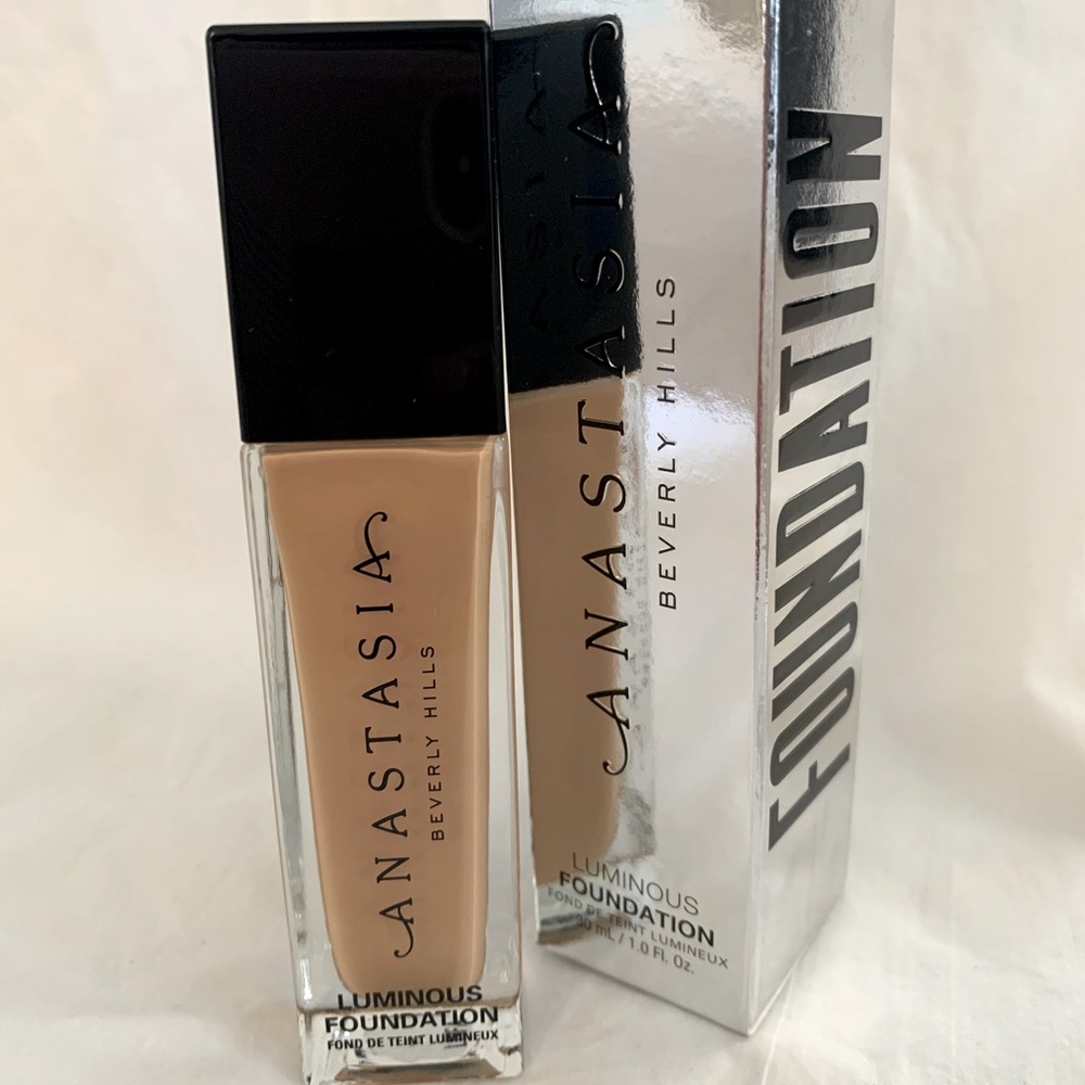 NIB Anastasia Beverly Hills Luminous Foundation Shade 340C